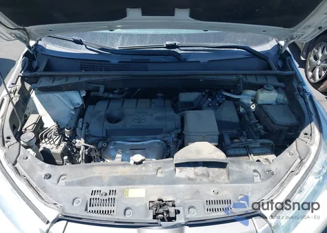 2018 Toyota Highlander Le z USA, uszkodzony, nr VIN 5TDZARFH8JS033218